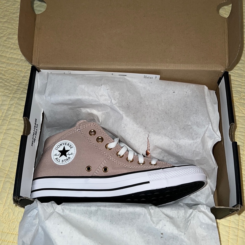 NIB Converse - Mid Top